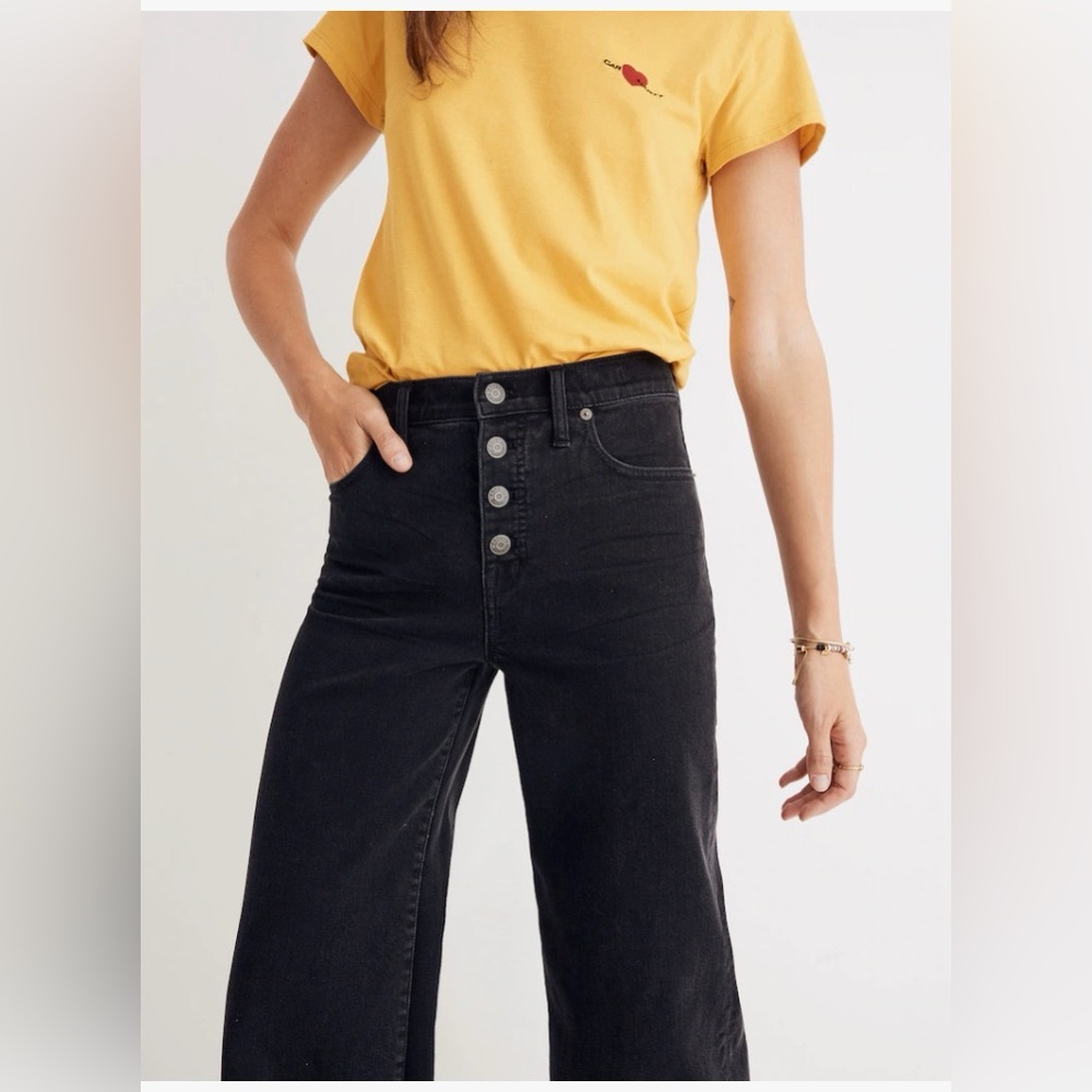Wide-leg Crop Jeans (Madewell) lunar wash (black)- button front **never worn**